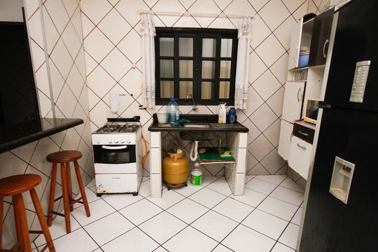 Cozinha de casa para alugar com 2 quartos, 166m² em Maracanã, Praia Grande