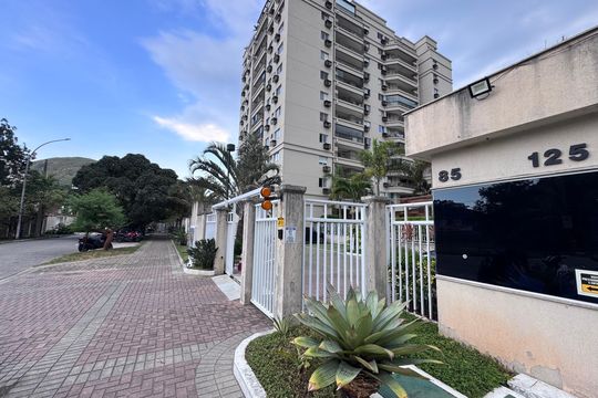 Fachada de apartamento à venda com 3 quartos, 150m² em Recreio dos Bandeirantes, Rio de Janeiro