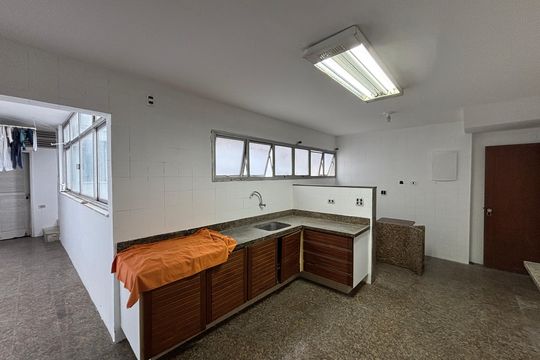 Cozinha de apartamento à venda com 5 quartos, 500m² em Leblon, Rio de Janeiro