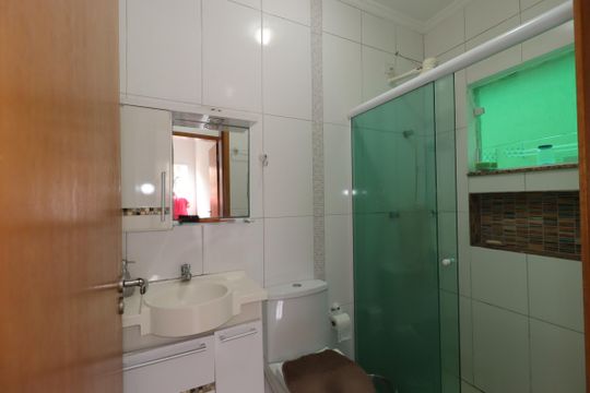 Banheiro Social de apartamento à venda com 3 quartos, 65m² em Parque Oratório, Santo André