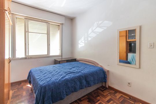 Quarto 1 de apartamento para alugar com 3 quartos, 88m² em Menino Deus, Porto Alegre