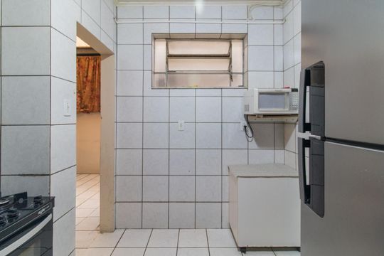 Cozinha de apartamento para alugar com 3 quartos, 88m² em Menino Deus, Porto Alegre