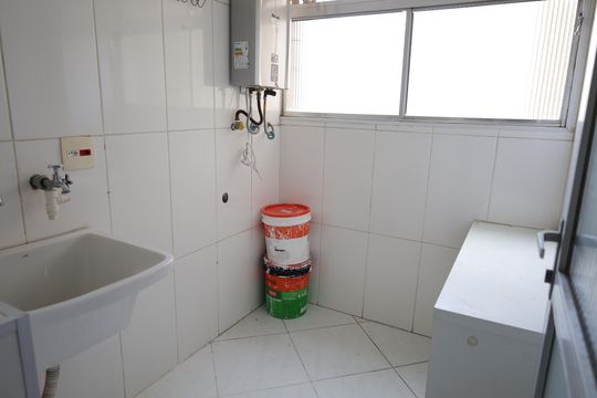 Apartamento para alugar com 3 quartos, 70m² em Vila Sofia, São Paulo
