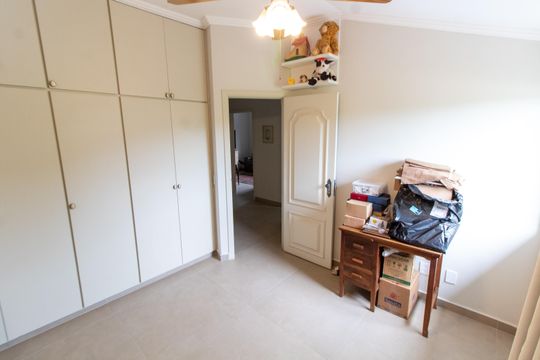 QUARTO 2 de casa de condomínio à venda com 4 quartos, 421m² em Jardim Botânico (sousas), Campinas