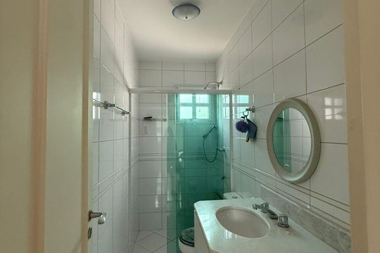 Banheiro de casa de condomínio à venda com 3 quartos, 198m² em Residencial Barão do Café, Campinas