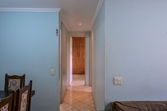 Corredor de apartamento à venda com 2 quartos, 55m² em Chacara Nossa Senhora do Bom Conselho, São Paulo