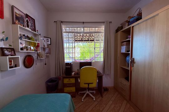 Casa à venda com 3 quartos, 171m² em Alto Caiçaras, Belo Horizonte