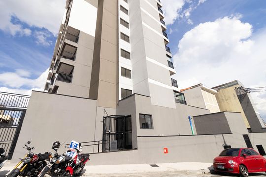 Fachada de kitnet/studio para alugar com 1 quarto, 31m² em Parada Inglesa, São Paulo
