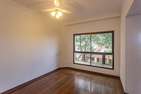 Sala de apartamento à venda com 4 quartos, 206m² em Aclimação, São Paulo