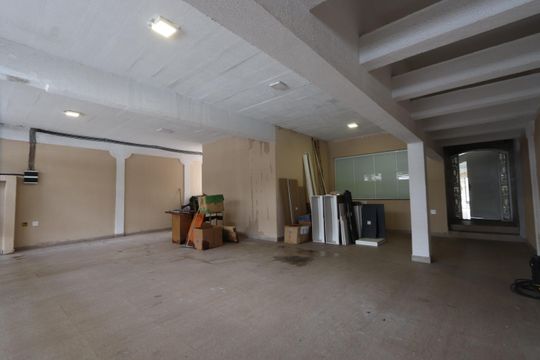 Garagem de casa à venda com 3 quartos, 480m² em Vila Alpina, São Paulo