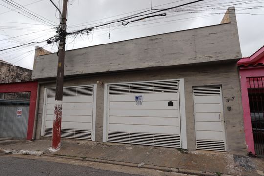 Fachada de casa à venda com 3 quartos, 480m² em Vila Alpina, São Paulo