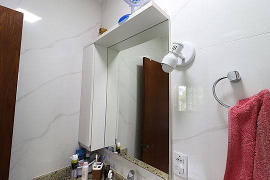Casa à venda com 3 quartos, 145m² em Jardim Itu, Porto Alegre