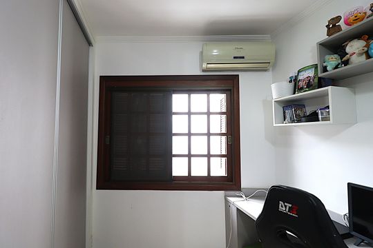 Casa à venda com 3 quartos, 145m² em Jardim Itu, Porto Alegre