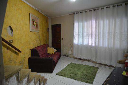 Casa à venda com 2 quartos, 117m² em Parque Oratório, Santo André