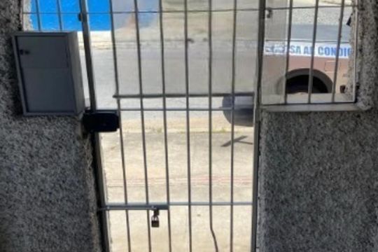 Casa para alugar com 3 quartos, 220m² em Alto Caiçaras, Belo Horizonte