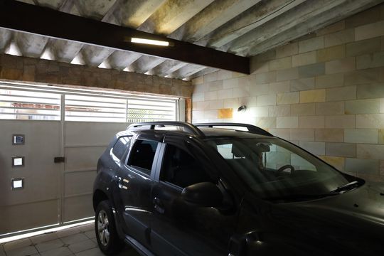 Garagem de casa à venda com 2 quartos, 120m² em Cidade Líder, São Paulo