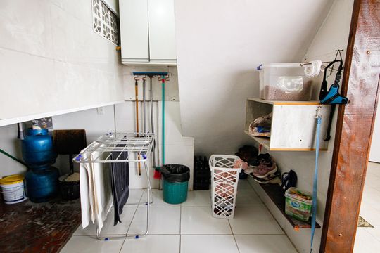 Área de Serviço de apartamento para alugar com 3 quartos, 253m² em Vila Tupi, Praia Grande