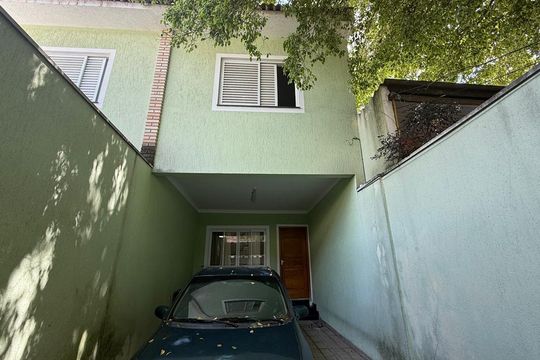 Casa à venda com 3 quartos, 114m² em Campo Grande, São Paulo