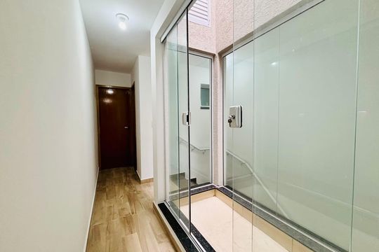 Casa à venda com 3 quartos, 108m² em Vila Ré, São Paulo
