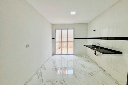 Casa à venda com 3 quartos, 108m² em Vila Ré, São Paulo