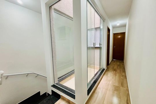 Casa à venda com 3 quartos, 108m² em Vila Ré, São Paulo