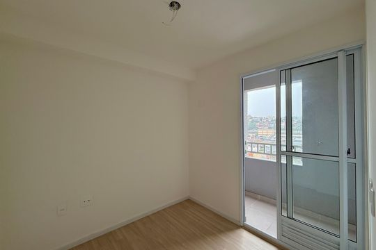 Quarto  de apartamento à venda com 1 quarto, 30m² em Vila Ernesto, São Paulo