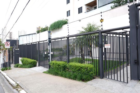 Fachada de apartamento à venda com 3 quartos, 82m² em Vila Regente Feijó, São Paulo