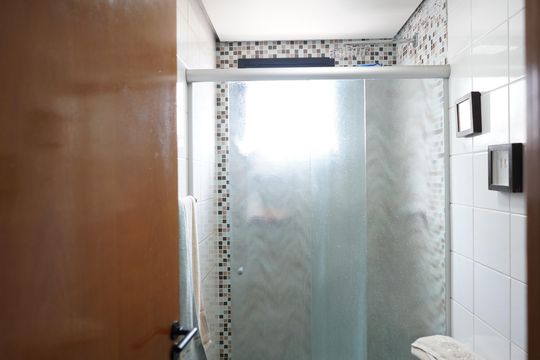 Banheiro da Suíte de apartamento à venda com 3 quartos, 82m² em Vila Regente Feijó, São Paulo