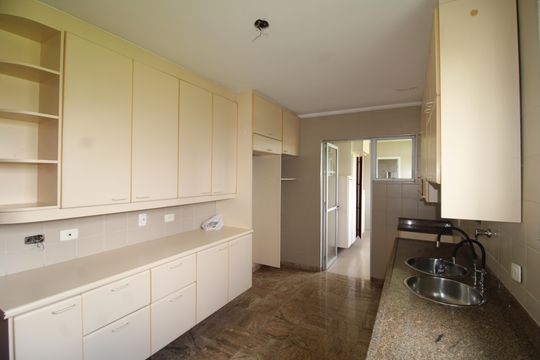 Cozinha de apartamento à venda com 3 quartos, 170m² em Água Fria, São Paulo