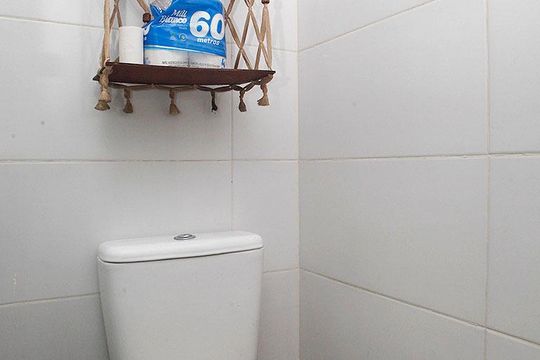 Banheiro 2 de apartamento à venda com 3 quartos, 84m² em Centro Histórico, Porto Alegre