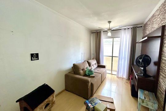 Sala de apartamento à venda com 2 quartos, 50m² em Picanço, Guarulhos