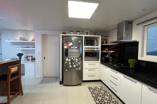 Casa à venda com 3 quartos, 212m² em Ideal, Novo Hamburgo