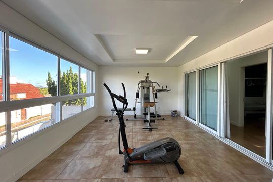 Casa à venda com 3 quartos, 212m² em Ideal, Novo Hamburgo