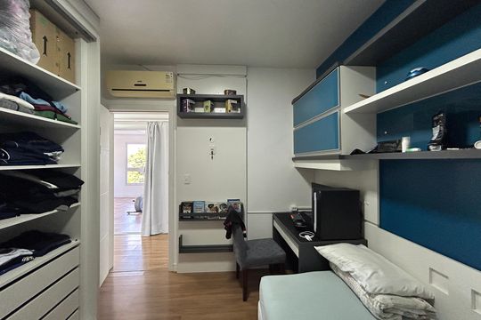 Casa à venda com 3 quartos, 212m² em Ideal, Novo Hamburgo