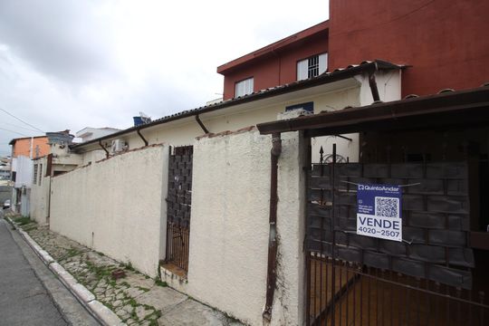 Fachada de casa à venda com 3 quartos, 125m² em São Lucas, São Paulo