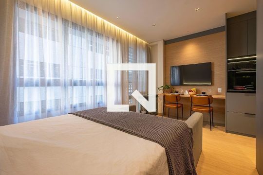 Apartamento para alugar com 1 quarto, 28m² em Pinheiros, São Paulo