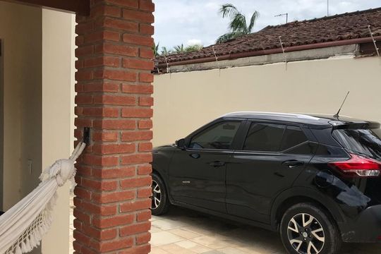 Garagen de casa para alugar com 3 quartos, 240m² em Balneario Praia do Pernambuco, Guarujá