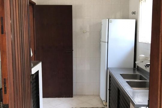 Cozinha de casa para alugar com 3 quartos, 240m² em Balneario Praia do Pernambuco, Guarujá
