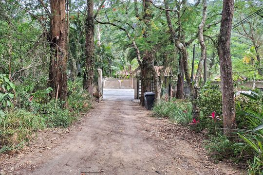 Fachada de casa à venda com 2 quartos, 70m² em Engenho do Mato, Niterói