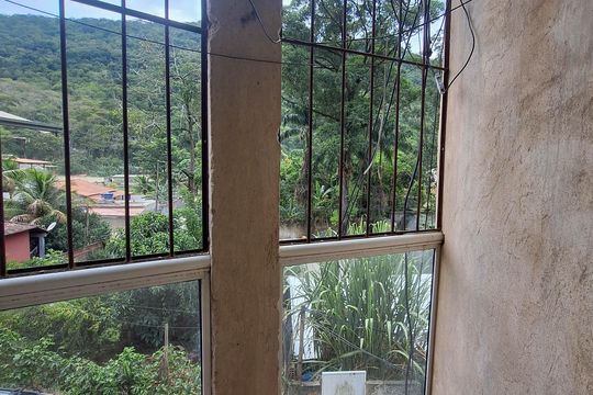 Varanda Quarto 1 de casa à venda com 2 quartos, 70m² em Engenho do Mato, Niterói