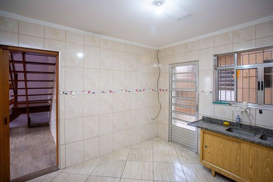 Cozinha de casa à venda com 4 quartos, 170m² em Vila Clara, São Paulo