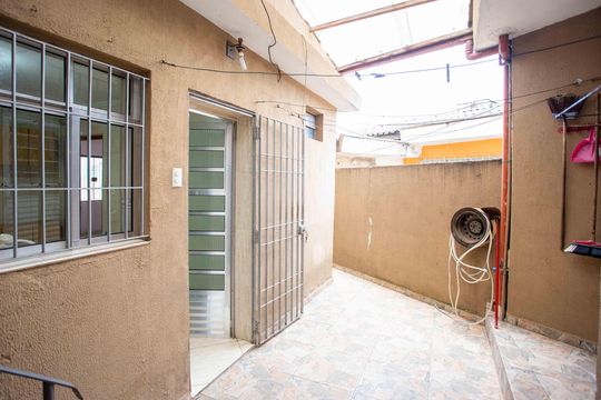 Área comum de casa à venda com 4 quartos, 170m² em Vila Clara, São Paulo