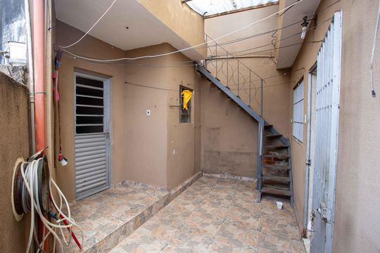 Área comum de casa à venda com 4 quartos, 170m² em Vila Clara, São Paulo