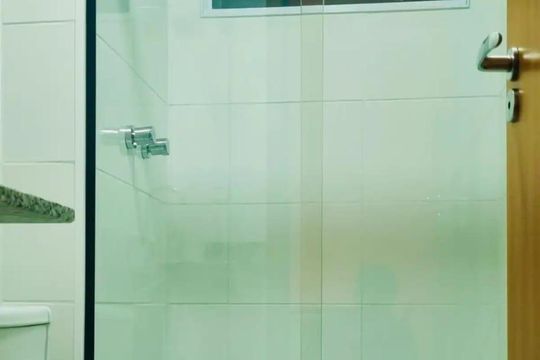 Banheiro de apartamento para alugar com 2 quartos, 47m² em Medeiros, Jundiaí