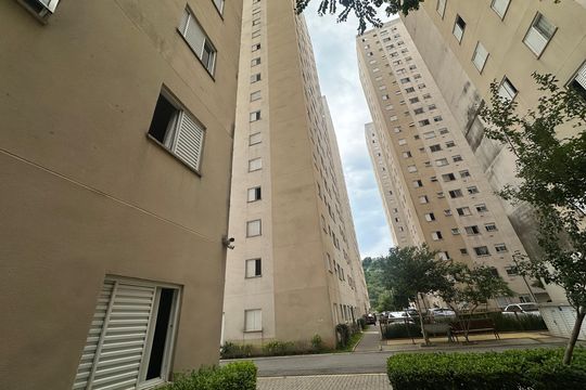 Fachada de apartamento à venda com 2 quartos, 50m² em Centro, Barueri