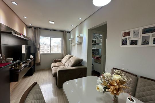 Apartamento à venda com 2 quartos, 50m² em Centro, Barueri
