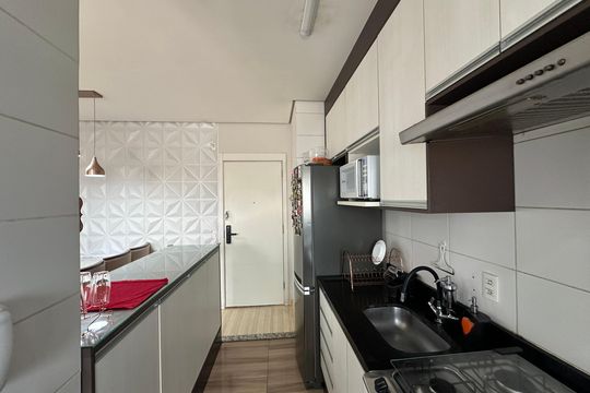 Cozinha de apartamento à venda com 2 quartos, 50m² em Centro, Barueri