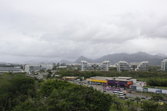 Vista da Rua de apartamento para alugar com 4 quartos, 114m² em Barra Olímpica, Rio de Janeiro