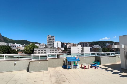 Vista da Sacada de apartamento à venda com 2 quartos, 90m² em Tijuca, Rio de Janeiro