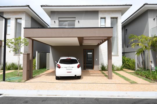 Fachada de casa de condomínio à venda com 3 quartos, 155m² em Loteamento Santa Ana do Atibaia -- Sousas, Campinas
